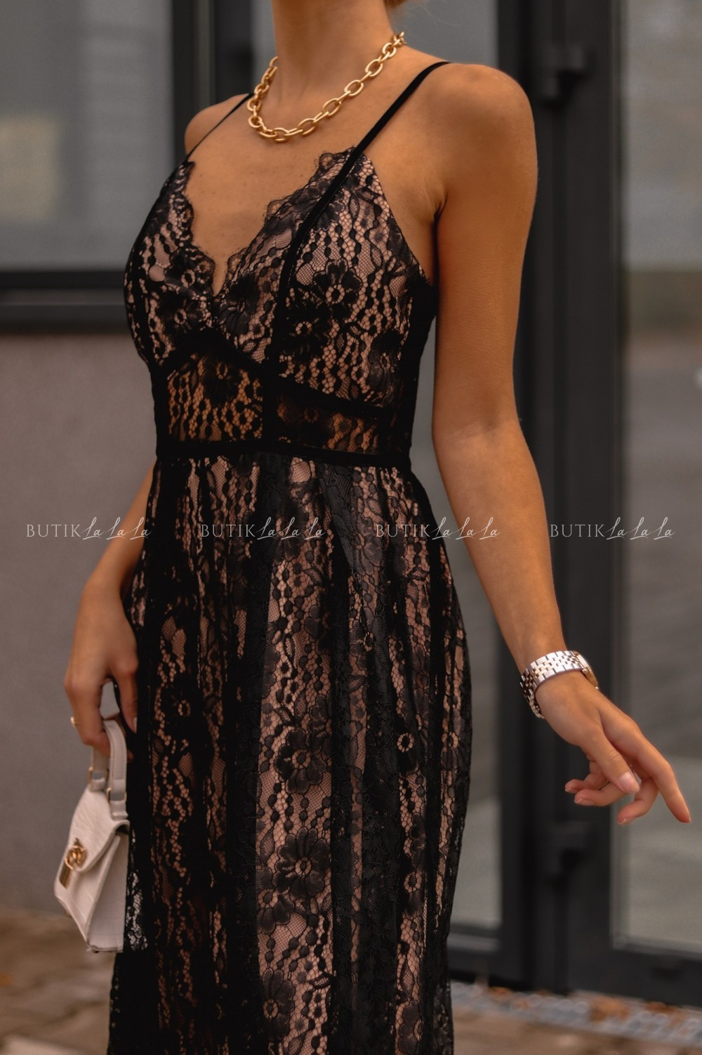 sukienka maxi koronkowa