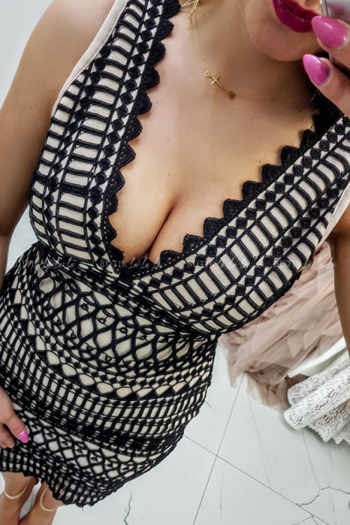 Sukienka Bandażowa Czarno Beżowa Mosanto 4