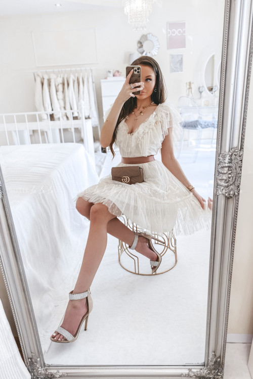 sukienka MINI tiulowa kremowa z falbanką Belisso 7