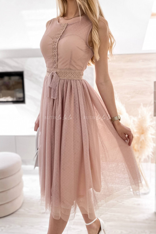 sukienka pudrowa tiulowa Beza 6