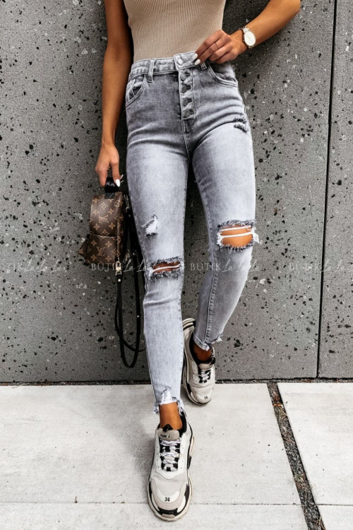 Jak odpowiednio dobrać rozmiar damskich spodni?