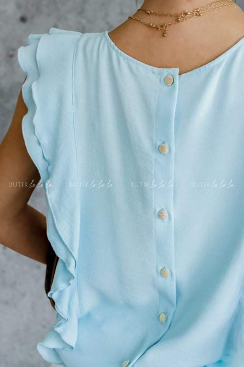 bluzka błękitna z ozdobnymi guziczkami lila 1