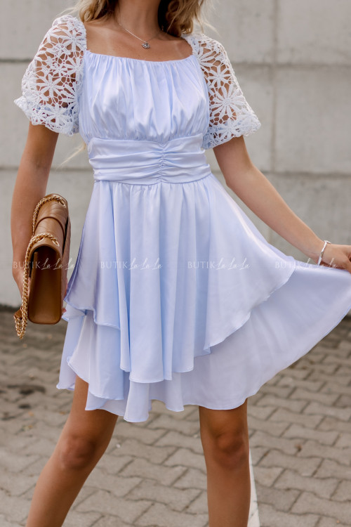 Sukienka błękitna Laviva 1