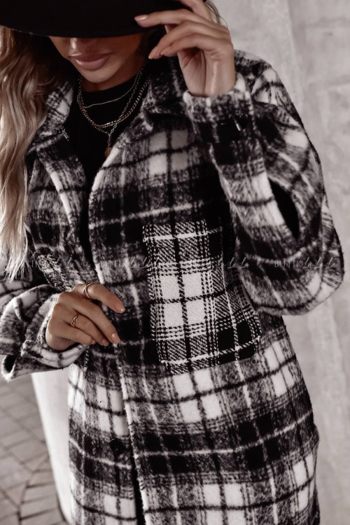 Płaszcz w kratę Mikki