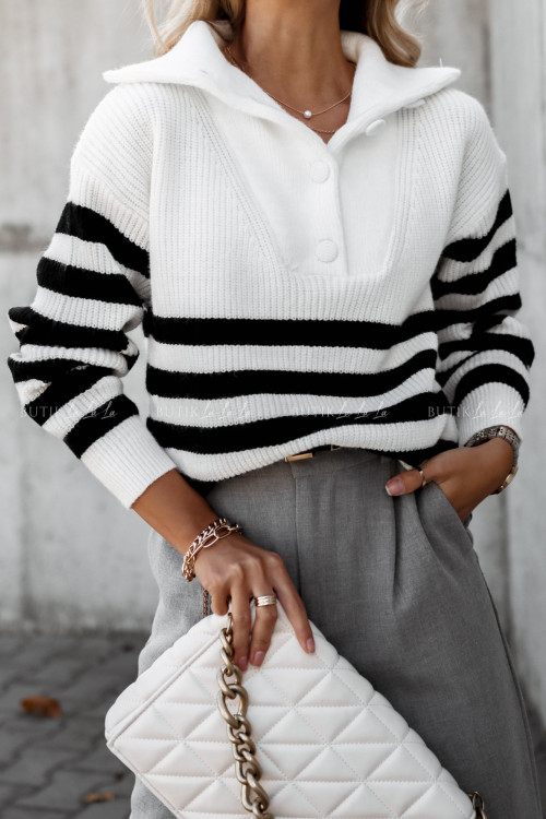 Sweter z golfem w paski Strog