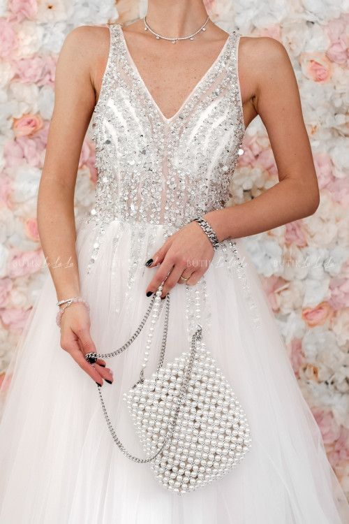 sukienka maxi tiulowo cekinowa biała Belissa