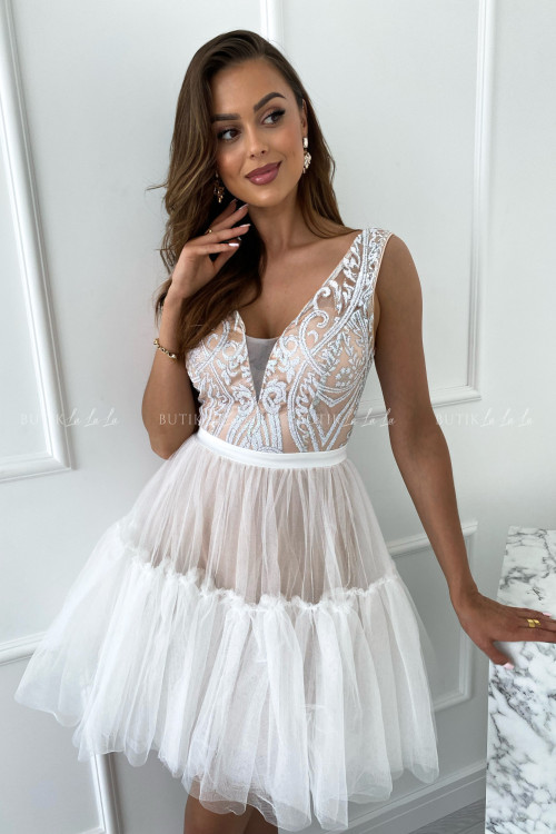 sukienka biała z cekinami Sisi