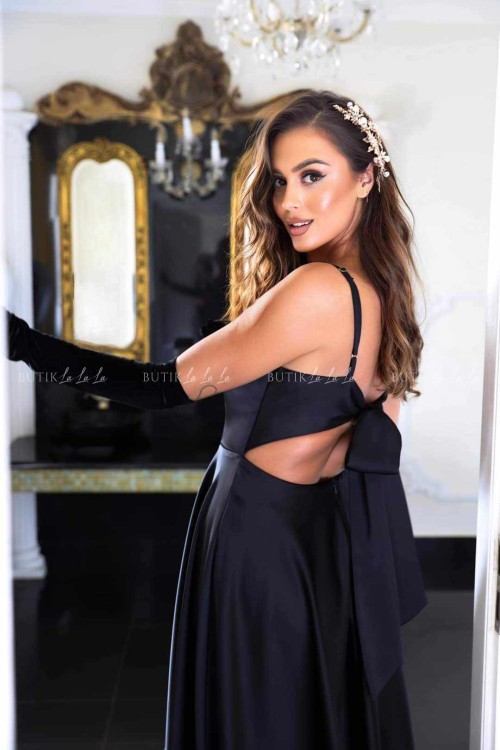 Sukienka maxi satynowa czarna Giovanna 3