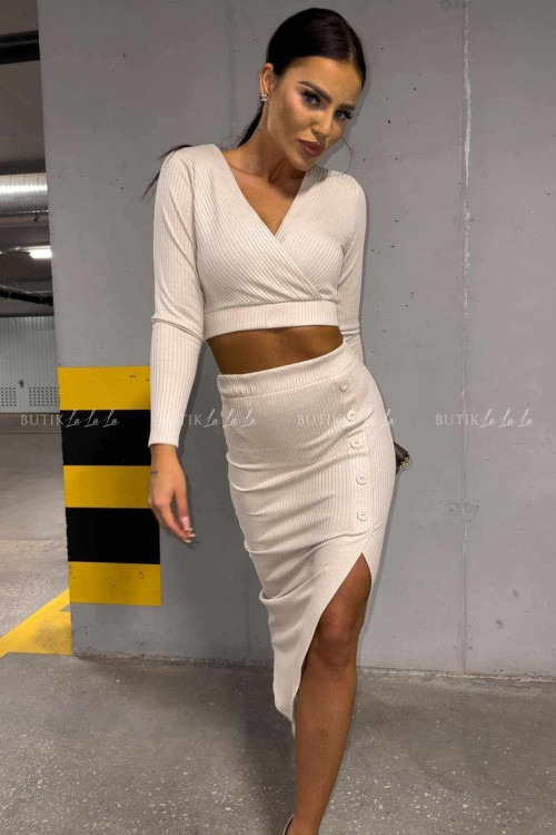 Komplet prążkowany kremowy Loreno