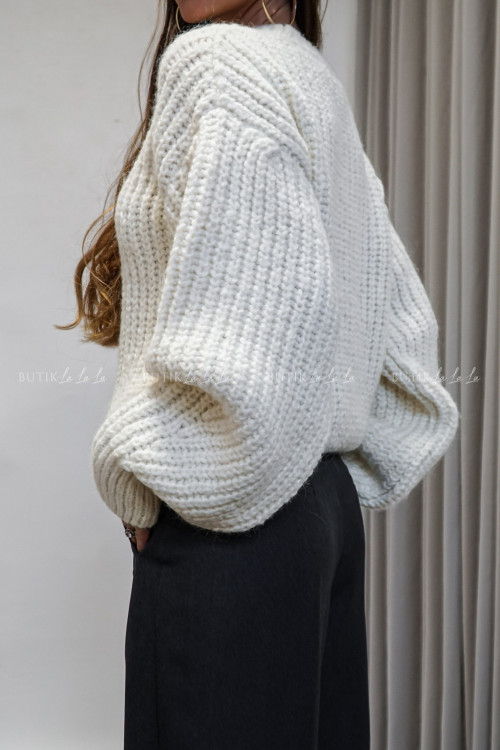 Sweter o grubszym splocie kremowy Jawor 1