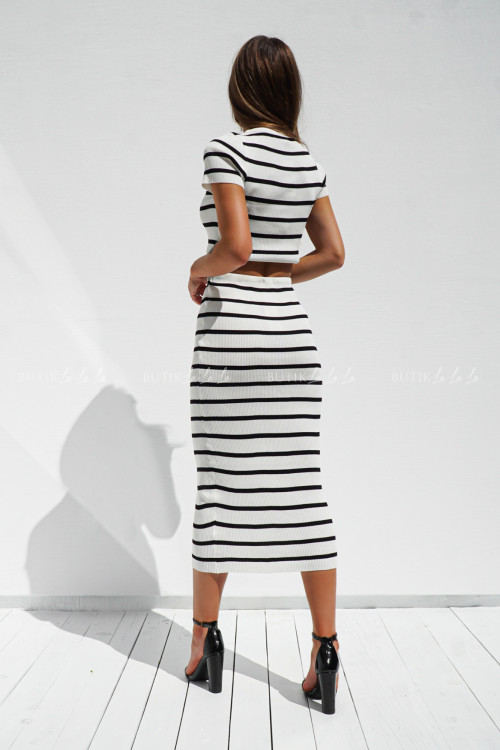 Komplet prążkowany biały w czarne paski Felizion 1