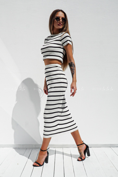 Komplet prążkowany biały w czarne paski Felizion 5