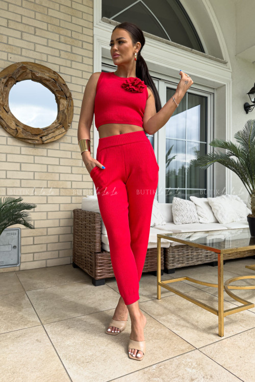 Komplet dzianinowy z domieszką kaszmiru czerwony Taus