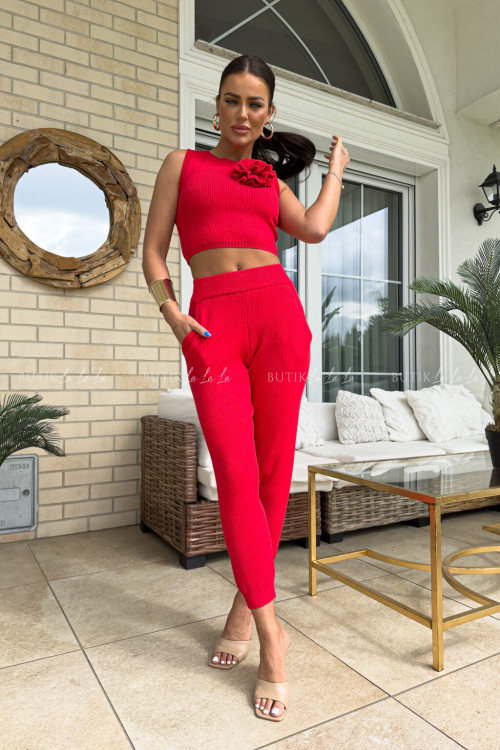 Komplet dzianinowy z domieszką kaszmiru czerwony Taus 4