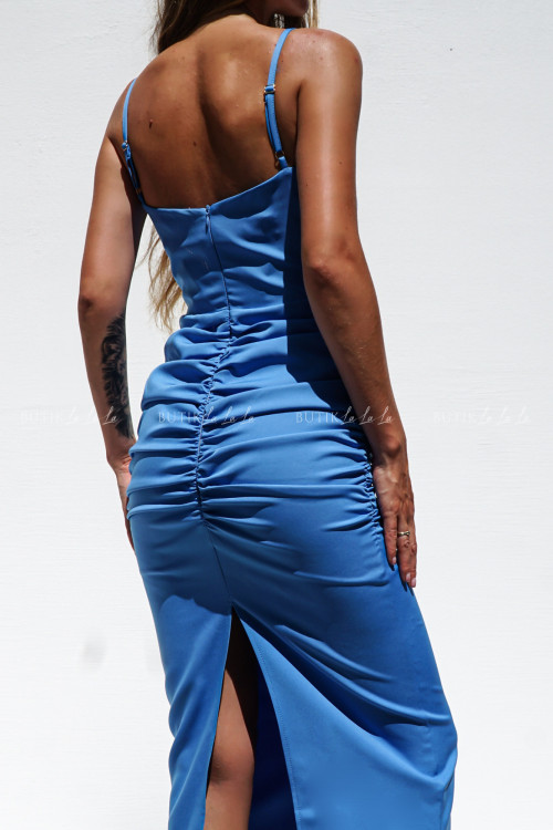 Sukienka midi z kwiatem niebieska Hellen 2