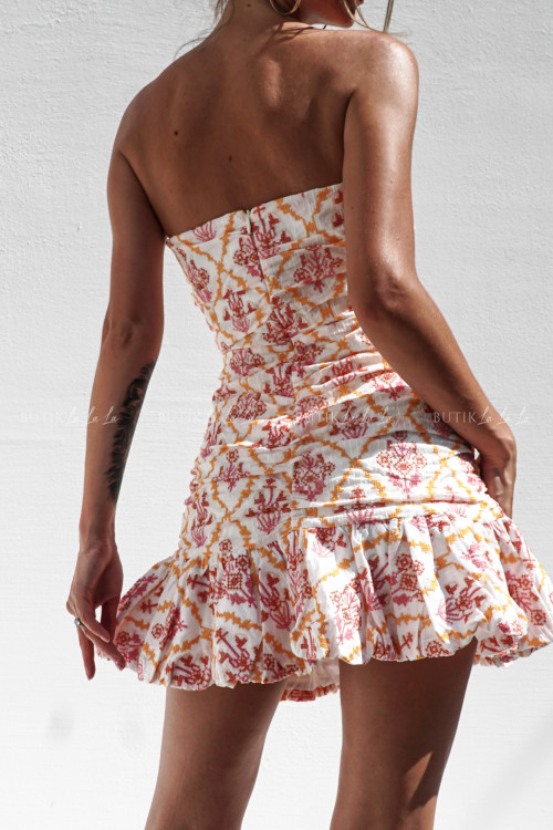 Sukienka mini biała w kolorowy print Amnesa 2