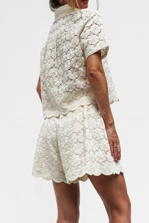 komplet kremowy ażurowy 1