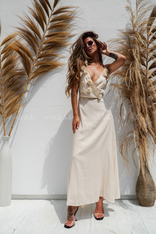 Sukienka kremowa z kwiatową aplikacją Frella 1