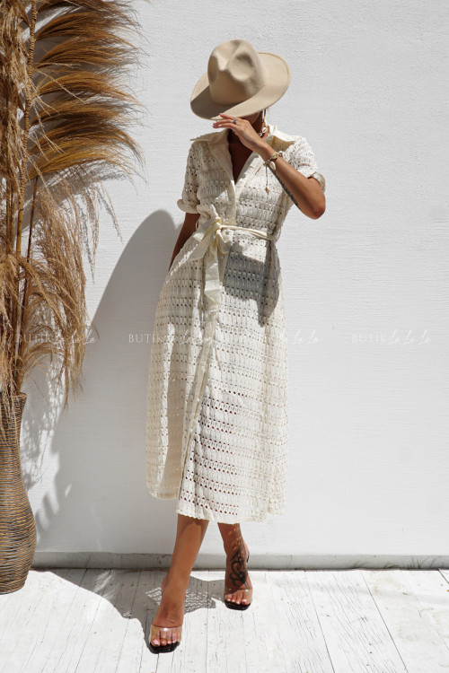 Sukienka ażurowa kremowa Blackie 2