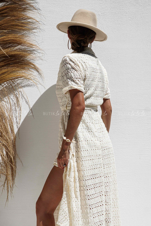 Sukienka ażurowa kremowa Blackie 3