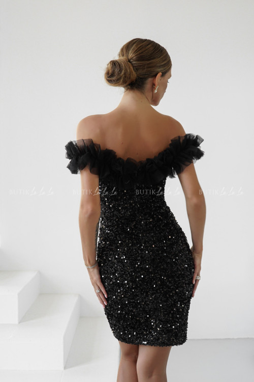 Sukienka mini cekinowa czarna Almada 4