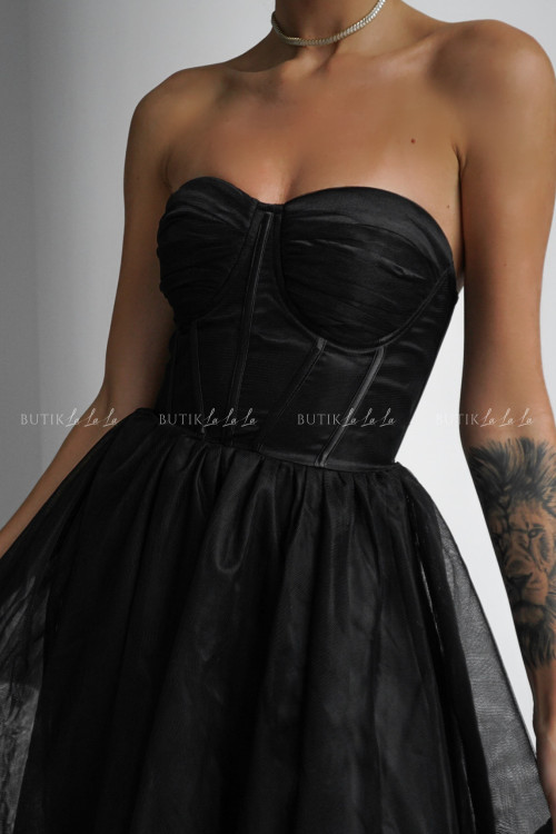 Sukienka czarna tiulowa Lili 5