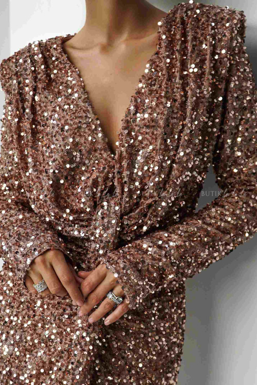 Sukienka cekinowa szampańska Berney 7