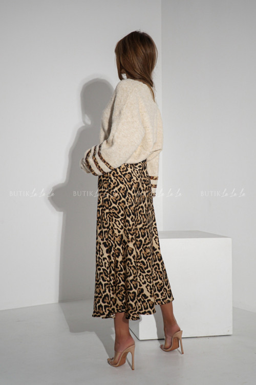 Sweter kremowy z panterkową wstawką Aron 1