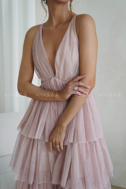 sukienka pudrowa tiulowa Magnolie 5