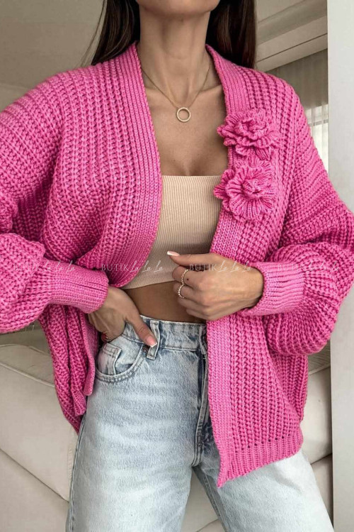 Sweter rózowy z kwiatem Blue Eyes