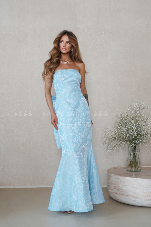 Sukienka błękitna z kokardą Erisa 2