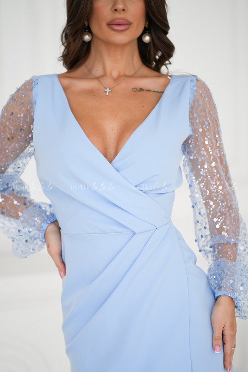 sukienka mini błękitna z ozdobnym rękawem Adora 1