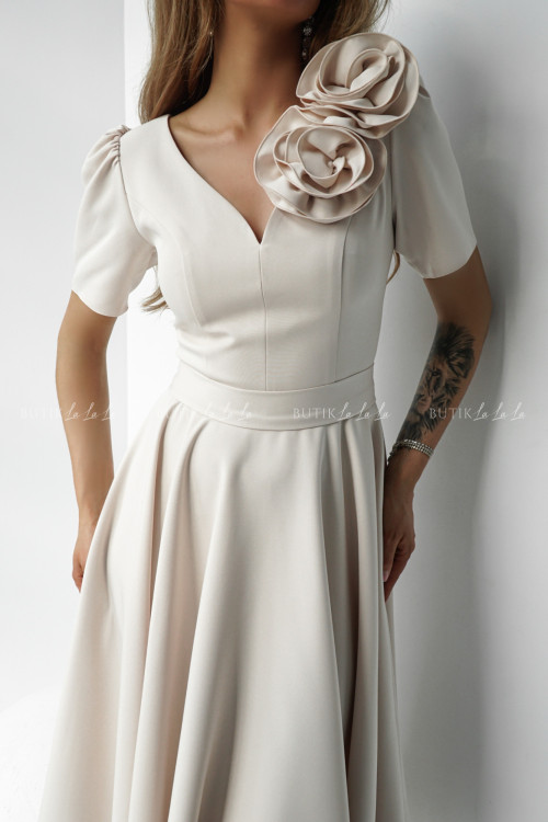 Sukienka midi kremowa Nathaly