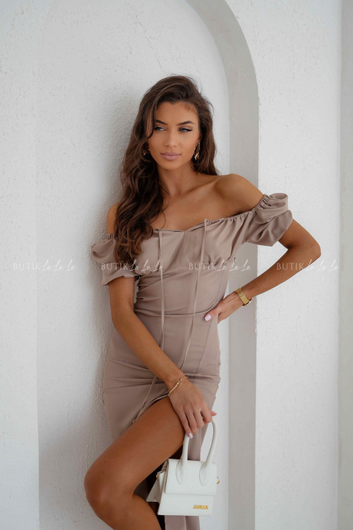 Sukienka kawowa Marletta 1