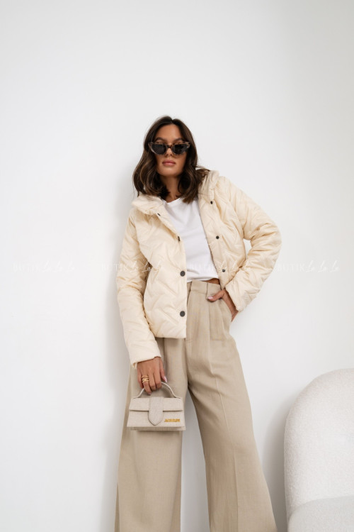 Kurtka pikowana kremowa Madame 2