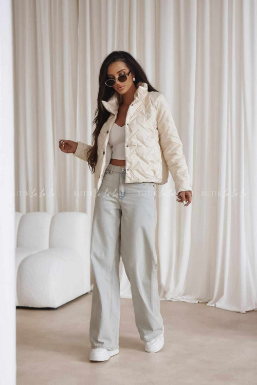 Kurtka pikowana kremowa Madame 1