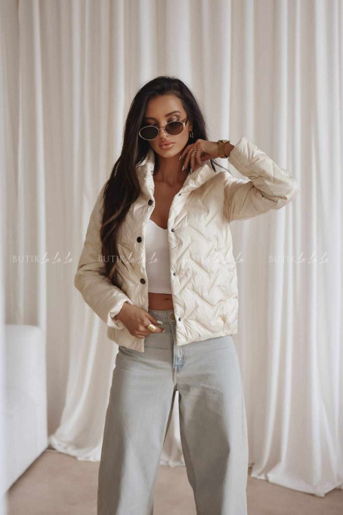 Kurtka pikowana kremowa Madame 3