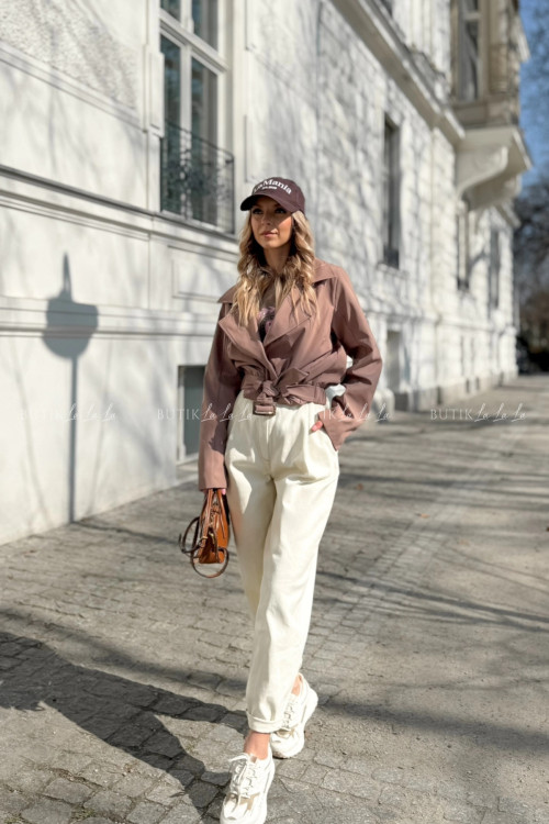 Krótki trencz jasno brązowy Pariss 3