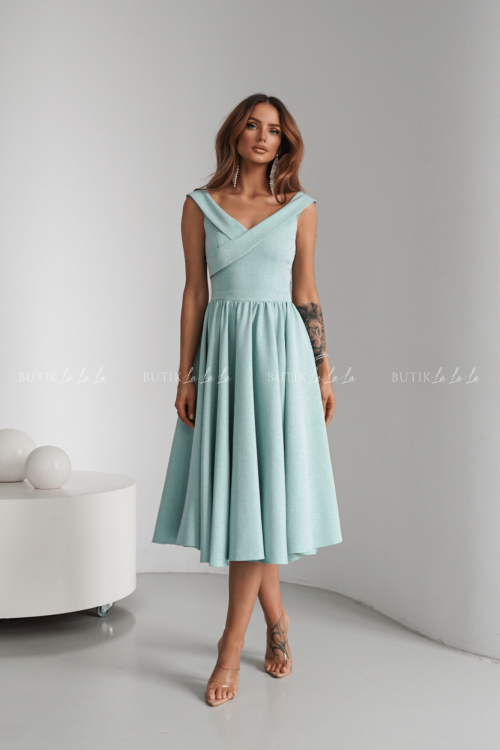 Sukienka pistacjowa Lesandra PREMIUM 3
