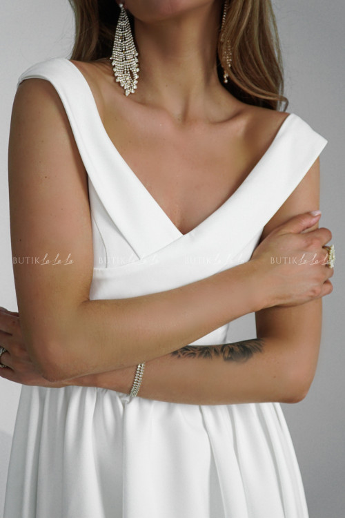 Sukienka biała Lesandra PREMIUM 2