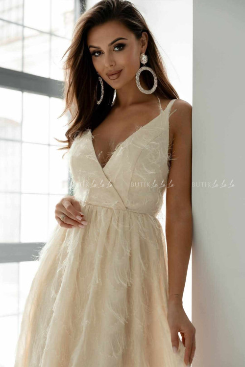 Sukienka kremowa z połyskującymi nitkami Maeve