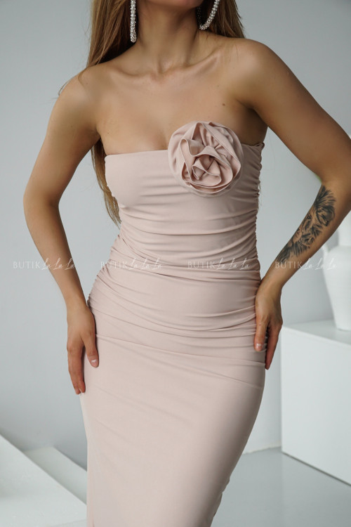 Sukienka dopasowana beżowa Gold Lady