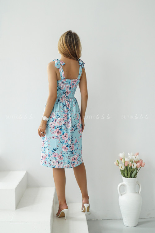 sukienka niebieska w kwiatki San 5