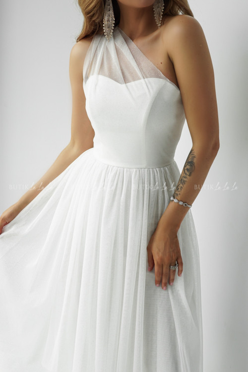 Sukienka tiulowa midi biała Eliza