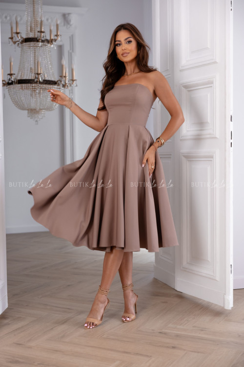 Sukienka rozkloszowana kawowa Mufina 2