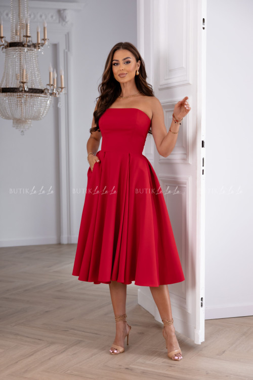 Sukienka rozkloszowana czerwona Mufina 2