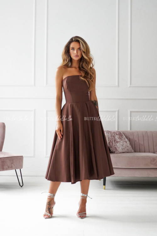 Sukienka rozkloszowana brązowa Mufina 4