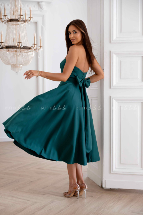 Sukienka rozkloszowana z kokardą ciemno zielona Asti