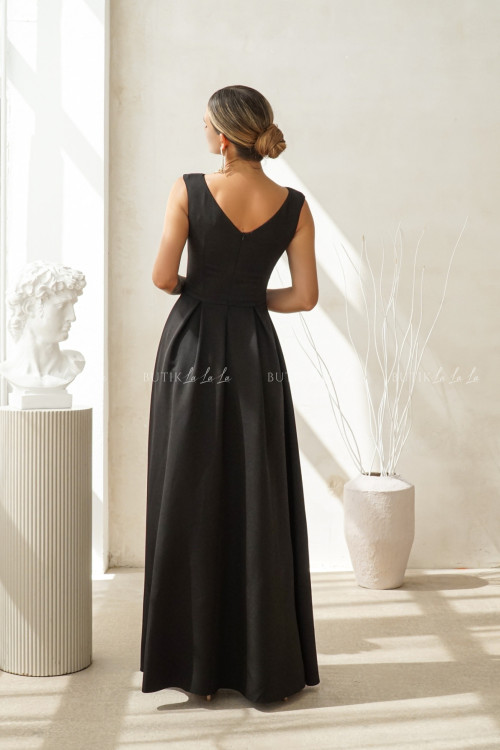 Sukienka czarna Sabrina 5