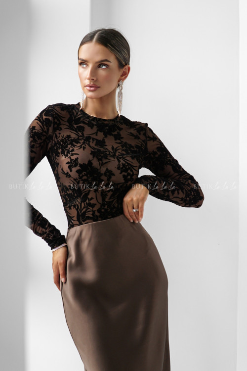 Body brązowe w kwiatowy print Remmo 3